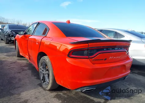 2019 Dodge Charger Sxt Awd z USA, uszkodzony, nr VIN 2C3CDXJG6KH577298
